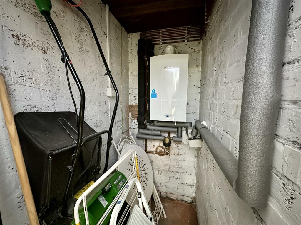 Additional property image - Moorfield Road, Alcester