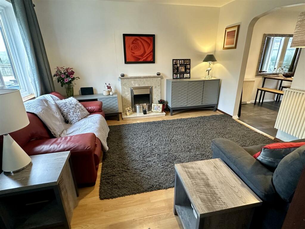 Additional property image - Willow Close, Alcester