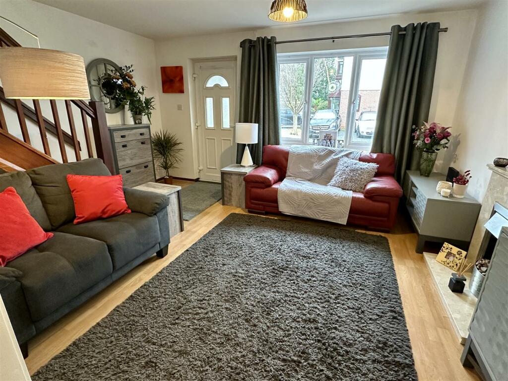 Additional property image - Willow Close, Alcester