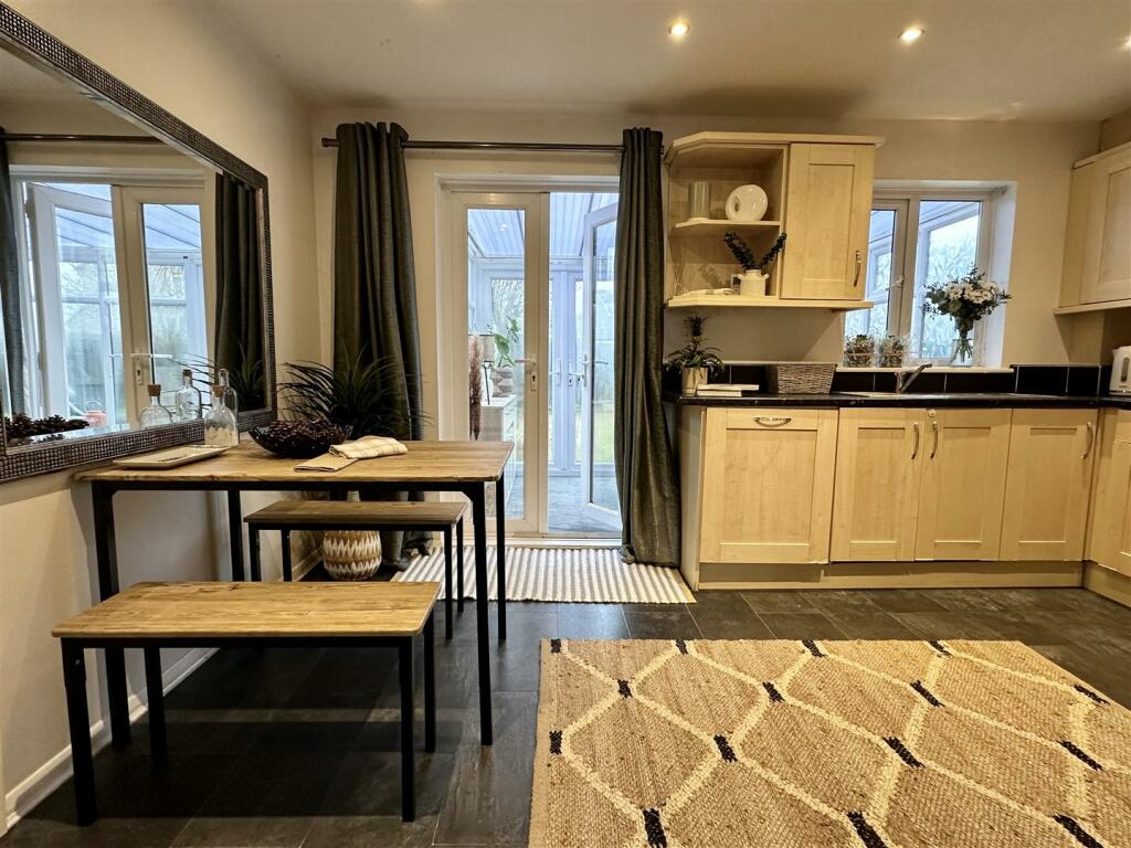 Additional property image - Willow Close, Alcester