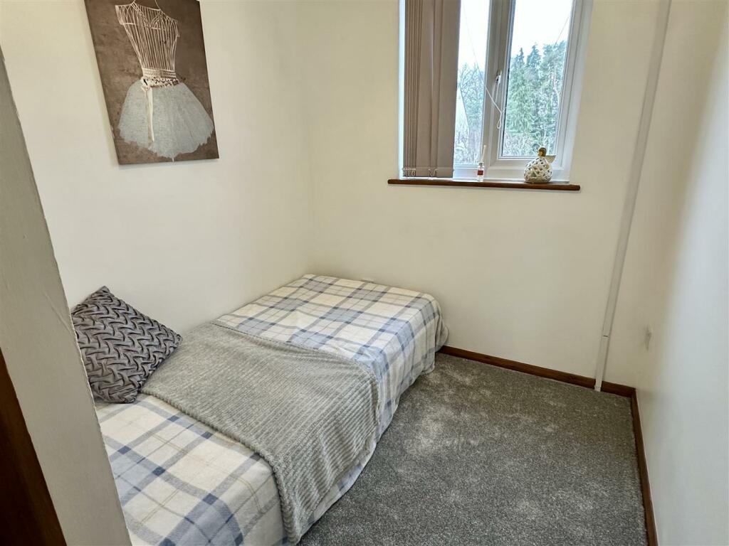 Additional property image - Willow Close, Alcester