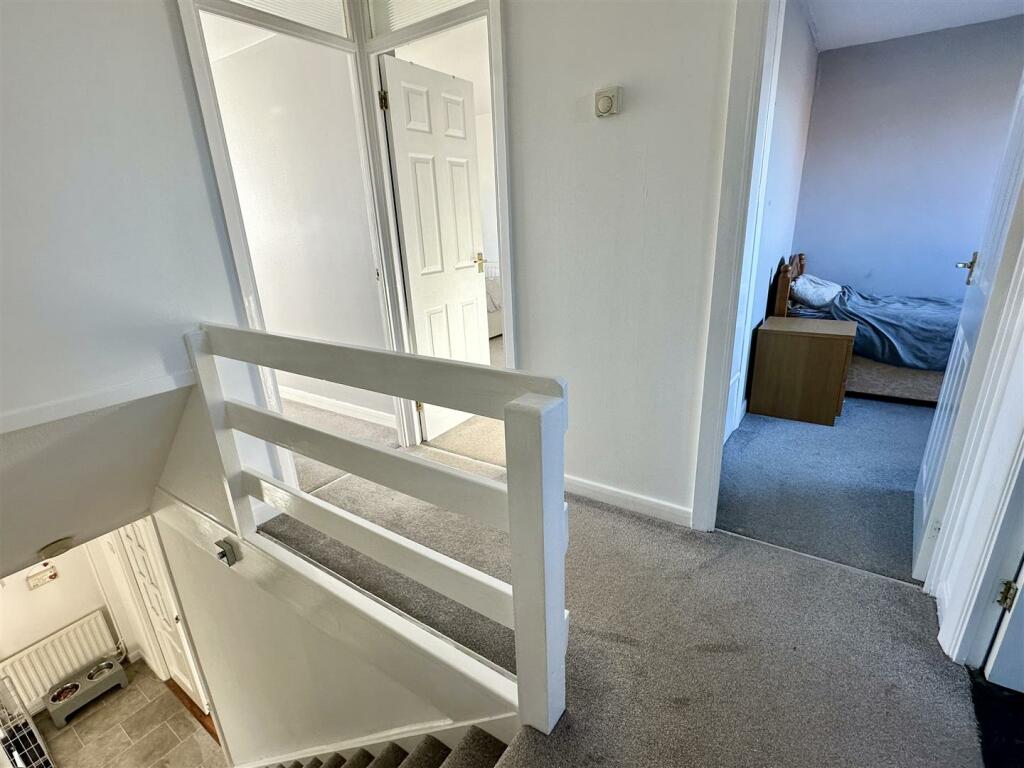 Additional property image - Fairwater Crescent, Alcester