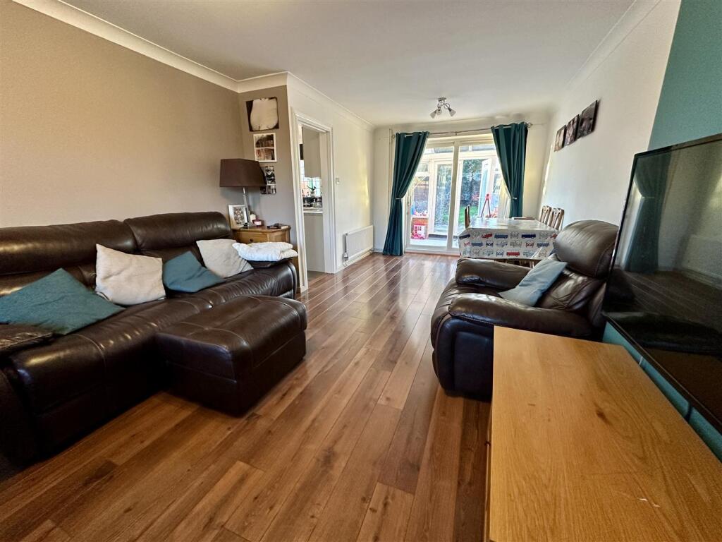 Additional property image - Avon Crescent, Alcester