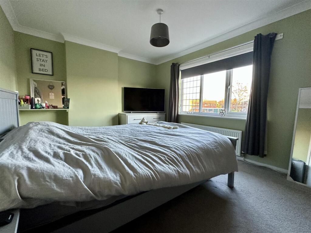 Additional property image - Avon Crescent, Alcester