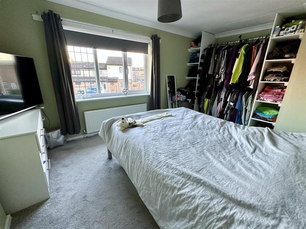 Additional property image - Avon Crescent, Alcester