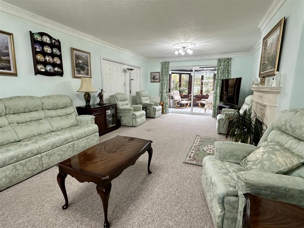 Property image - Holt Gardens, Studley