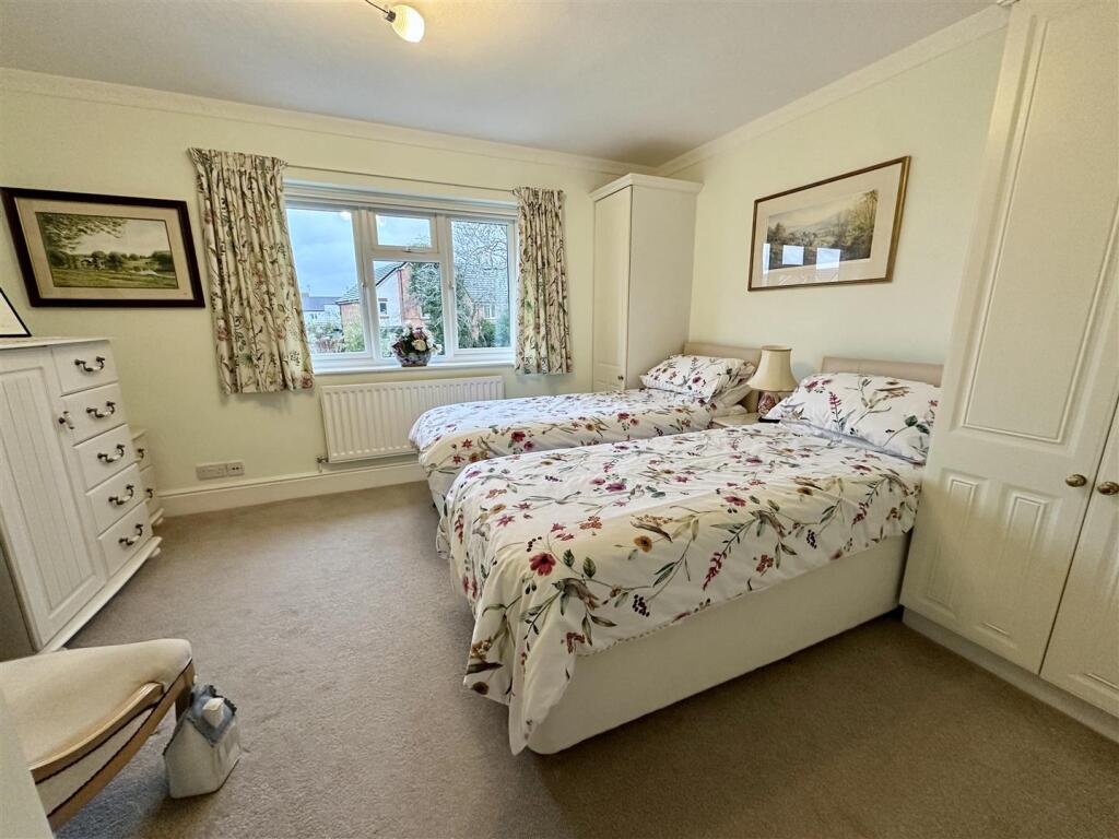 Additional property image - Holt Gardens, Studley
