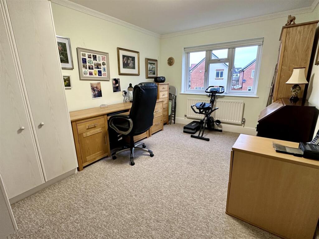 Additional property image - Holt Gardens, Studley