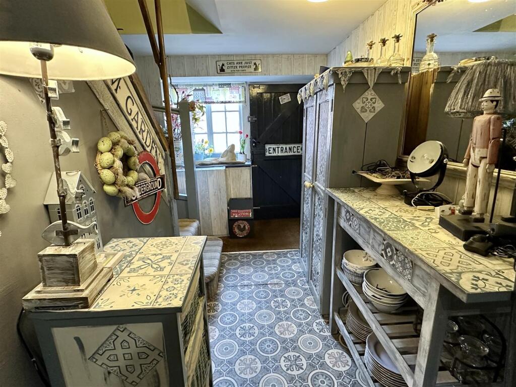 Additional property image - High Street, Alcester
