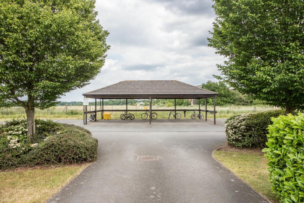 Additional property image - Stirling Way