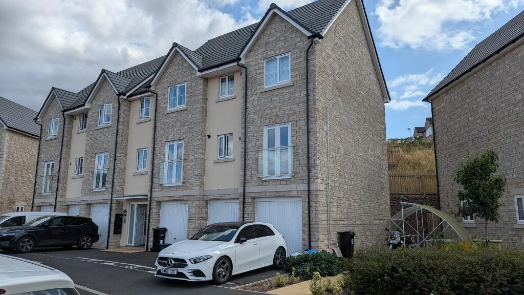 Main image of property: Oxleaze Way, BS39