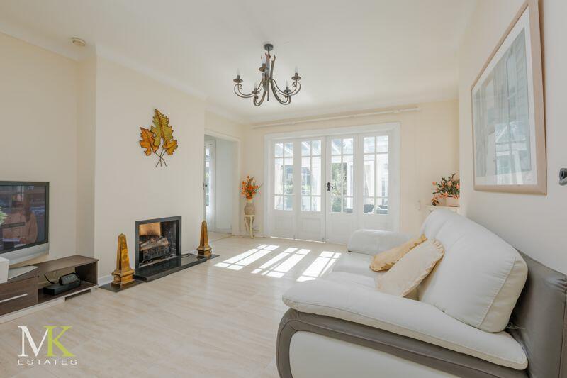 Additional property image - Parkway Drive, Bournemouth