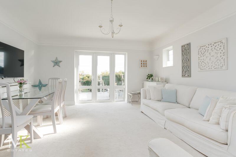 Additional property image - Mount Pleasant Drive, Bournemouth
