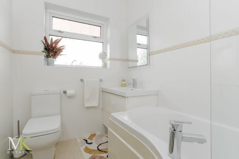 Additional property image - Mount Pleasant Drive, Bournemouth