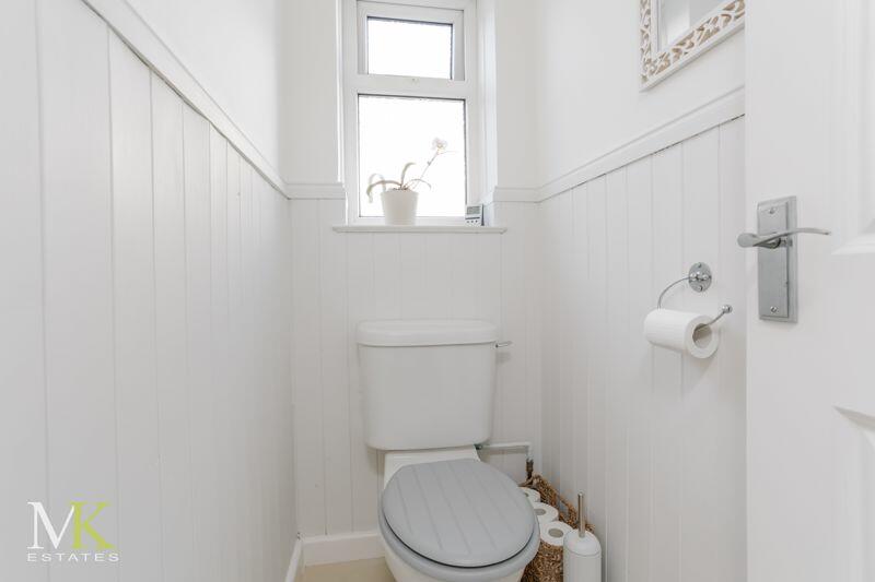 Additional property image - Mount Pleasant Drive, Bournemouth
