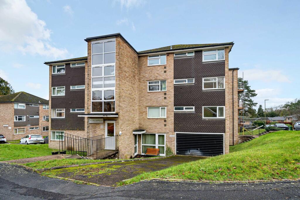 2 bedroom apartment for sale in Northlands Drive, Kenilworth Court