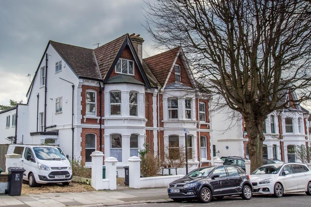 1 bedroom apartment for rent in Hove Park Villas, Hove, BN3