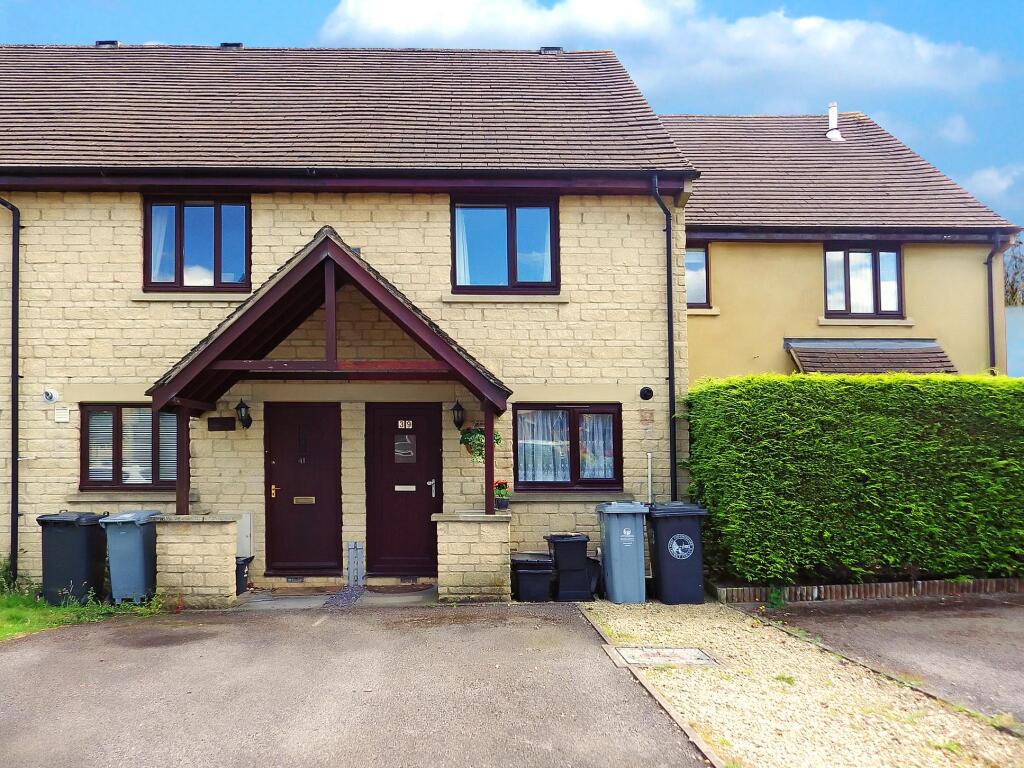 2 bedroom terraced house for sale in Farmington Drive, Witney, Oxfordshire, OX28