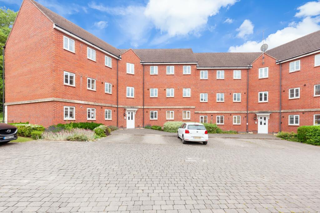 2 bedroom apartment for rent in Dovedale, Swindon, Wiltshire, SN25