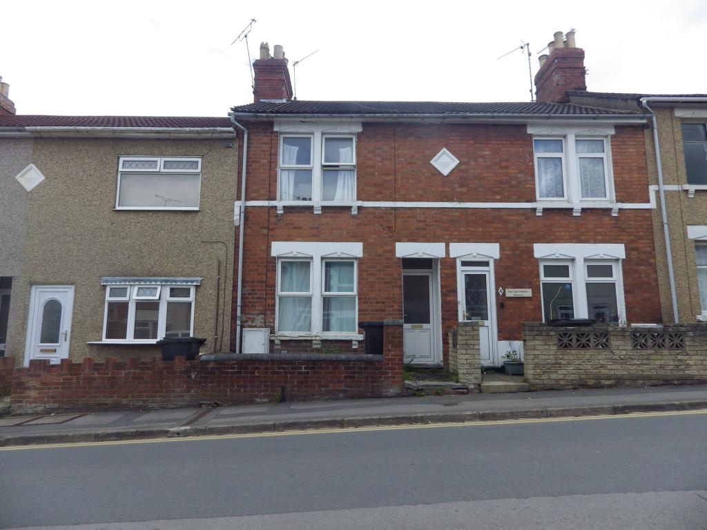 2 bedroom terraced house for sale in Westcott Place, Swindon, Wiltshire