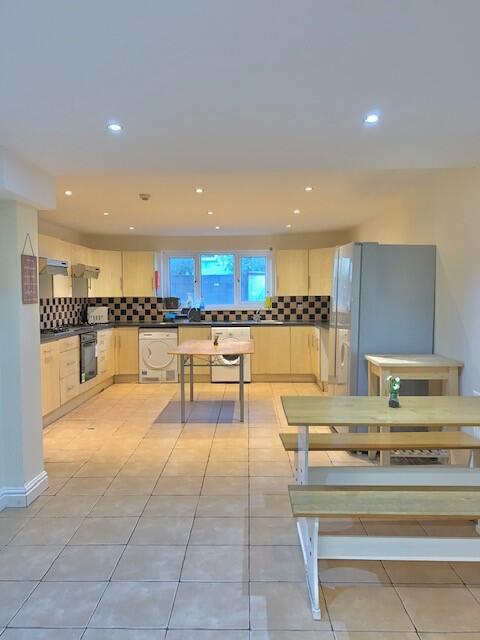 Main image of property: Glynrhondda Street, Cardiff(City), CF24