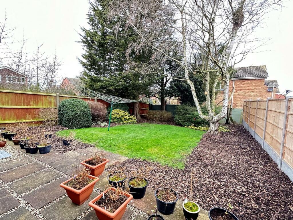 4 bedroom semidetached house for sale in 12 Disney Close, Stoney