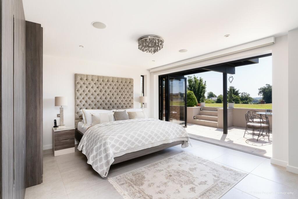 Additional property image - Old Orchard, 7 Merevale, Dinas Powys, The Vale Of Glamorgan. CF64 4HS