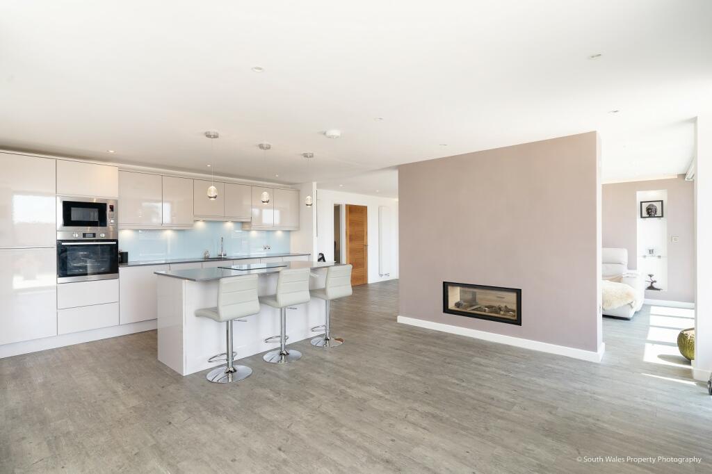 Additional property image - Old Orchard, 7 Merevale, Dinas Powys, The Vale Of Glamorgan. CF64 4HS