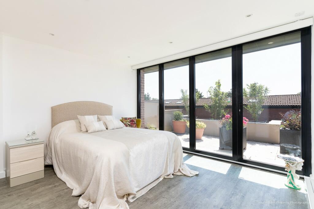 Additional property image - Old Orchard, 7 Merevale, Dinas Powys, The Vale Of Glamorgan. CF64 4HS