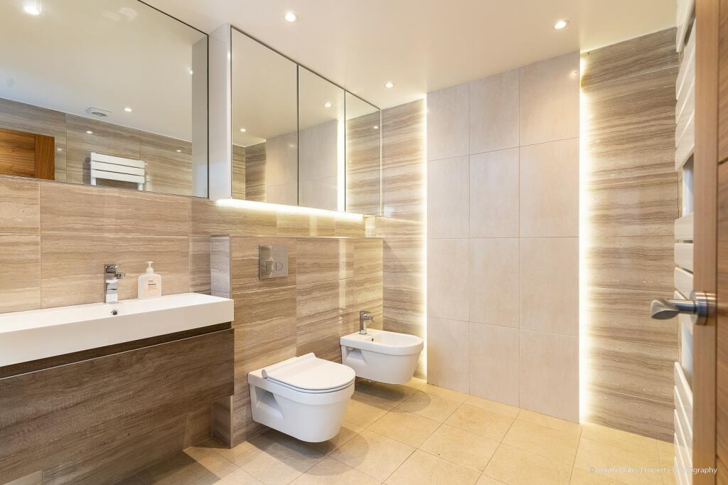 Additional property image - Old Orchard, 7 Merevale, Dinas Powys, The Vale Of Glamorgan. CF64 4HS