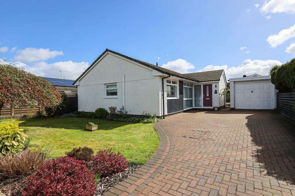 3 bedroom detached house for sale in 2 Tenby Close, Dinas Powys, The