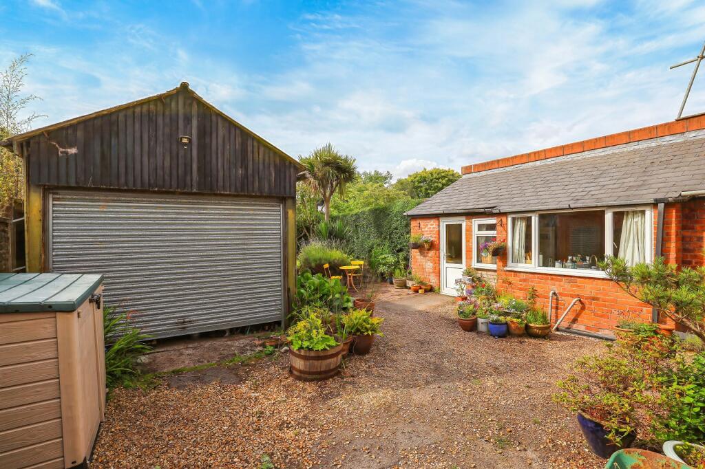 Additional property image - Cardiff Road, Dinas Powys, The Vale Of Glamorgan. CF64 4DH