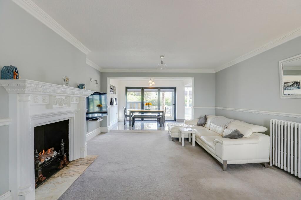 Additional property image - Highwalls Road, Dinas Powys, The Vale Of Glamorgan. CF64 4AJ