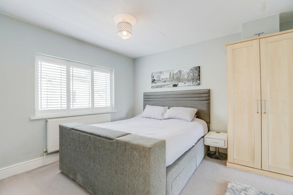Additional property image - Highwalls Road, Dinas Powys, The Vale Of Glamorgan. CF64 4AJ