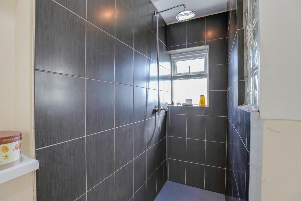 Additional property image - Highwalls Road, Dinas Powys, The Vale Of Glamorgan. CF64 4AJ