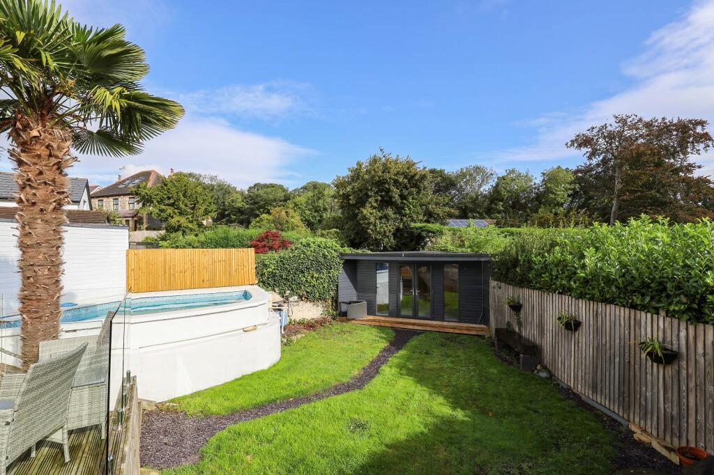 Additional property image - Highwalls Road, Dinas Powys, The Vale Of Glamorgan. CF64 4AJ