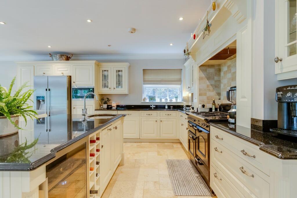 Additional property image - Rhiwgoed, Westra, Dinas Powys, The Vale Of Glamorgan. CF64 4HA