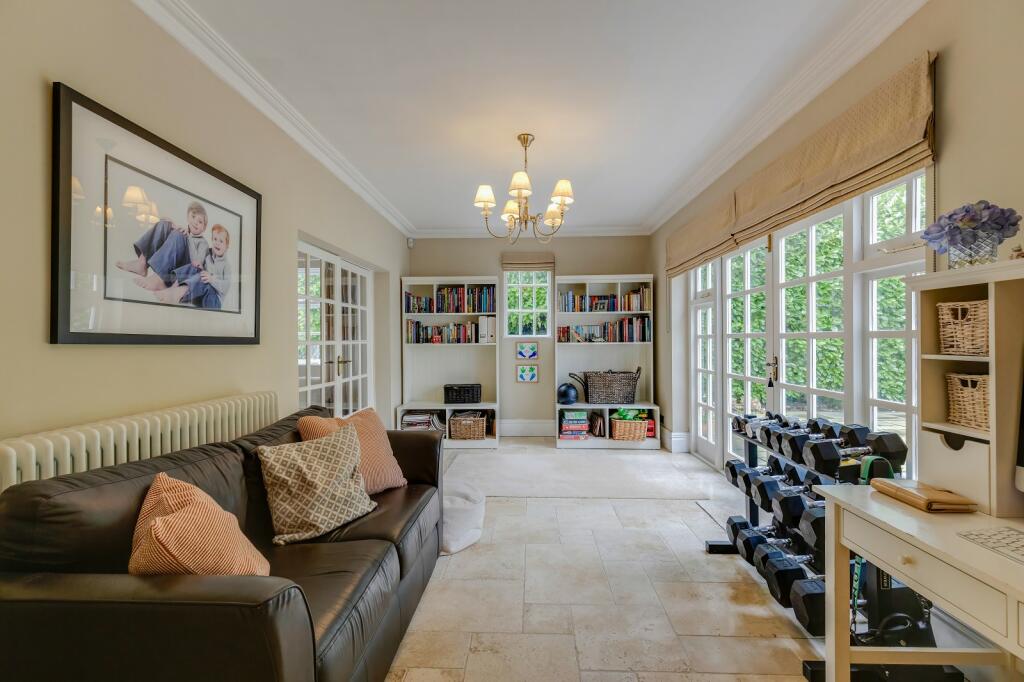 Additional property image - Rhiwgoed, Westra, Dinas Powys, The Vale Of Glamorgan. CF64 4HA