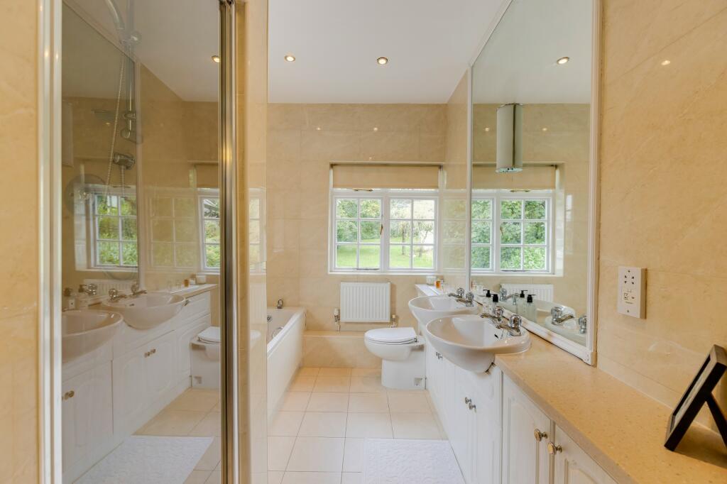 Additional property image - Rhiwgoed, Westra, Dinas Powys, The Vale Of Glamorgan. CF64 4HA