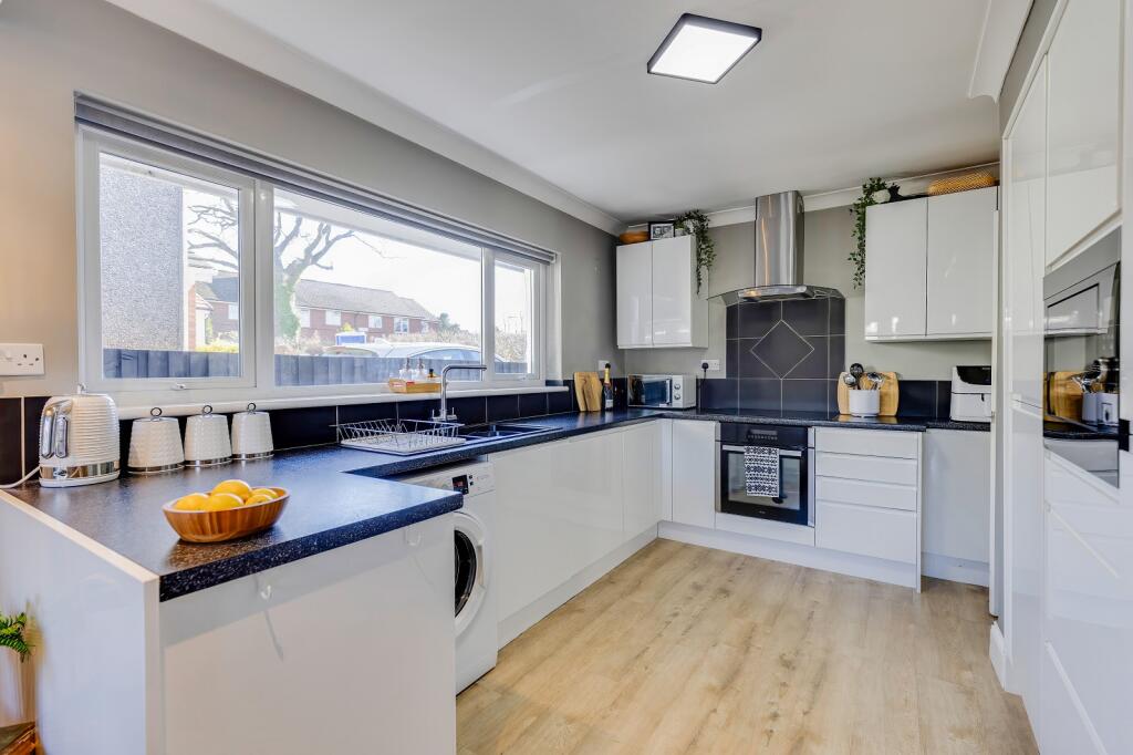 Additional property image - Conway Close, Dinas Powys, The Vale Of Glamorgan CF64 4PF