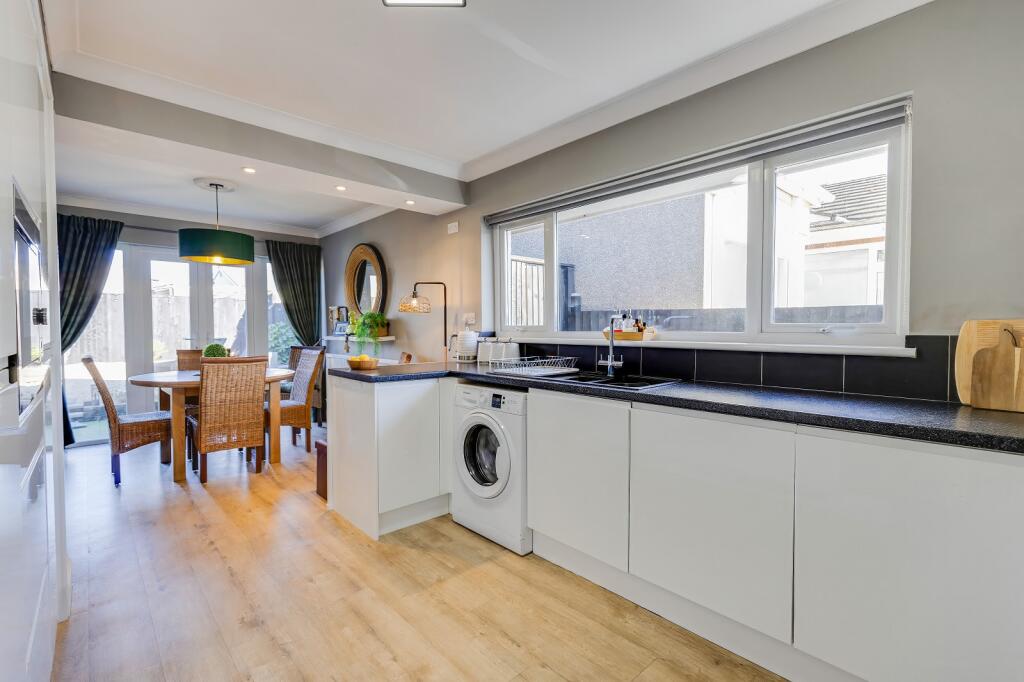 Additional property image - Conway Close, Dinas Powys, The Vale Of Glamorgan CF64 4PF