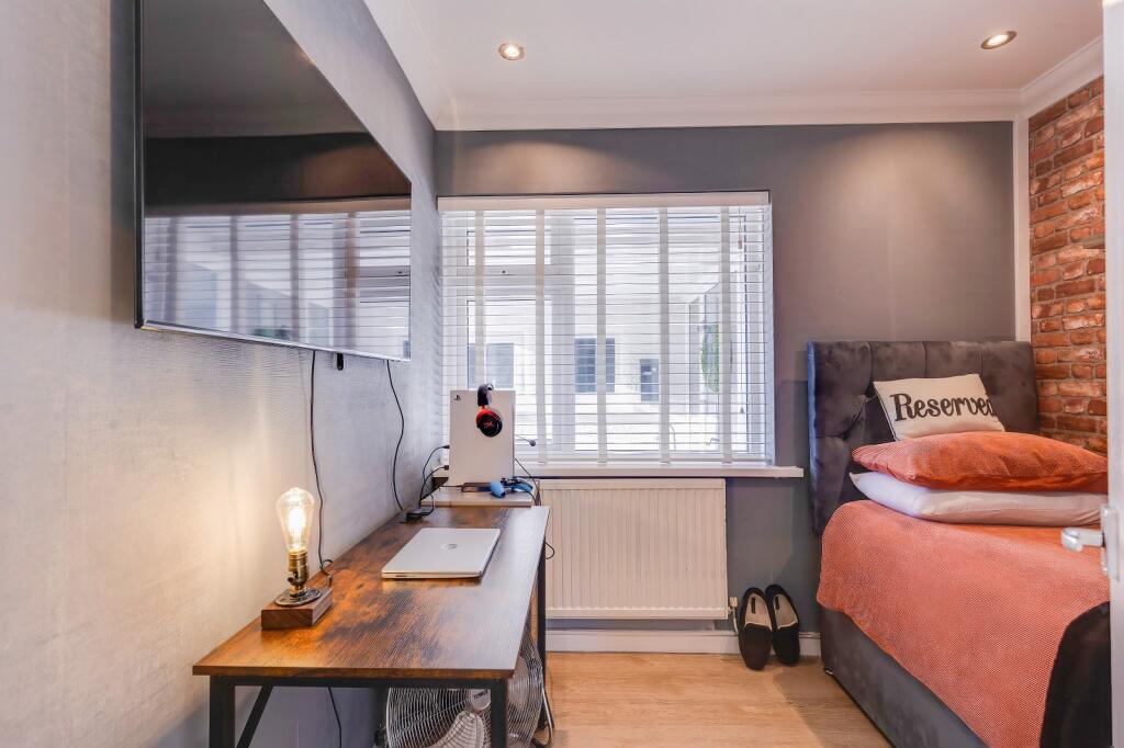 Additional property image - Conway Close, Dinas Powys, The Vale Of Glamorgan CF64 4PF