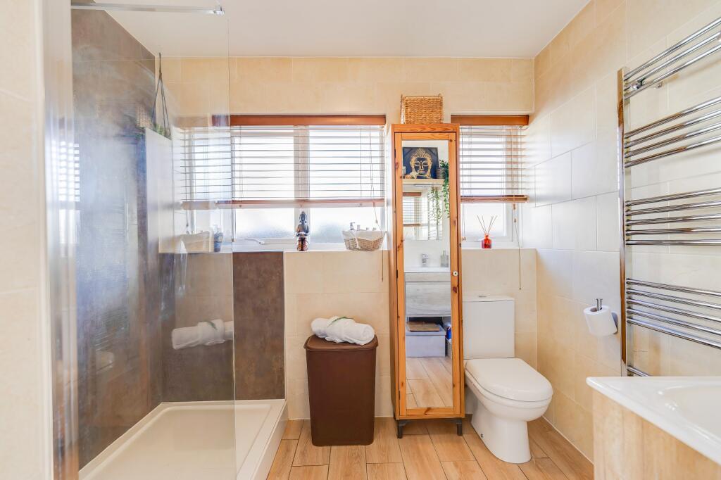 Additional property image - Conway Close, Dinas Powys, The Vale Of Glamorgan CF64 4PF