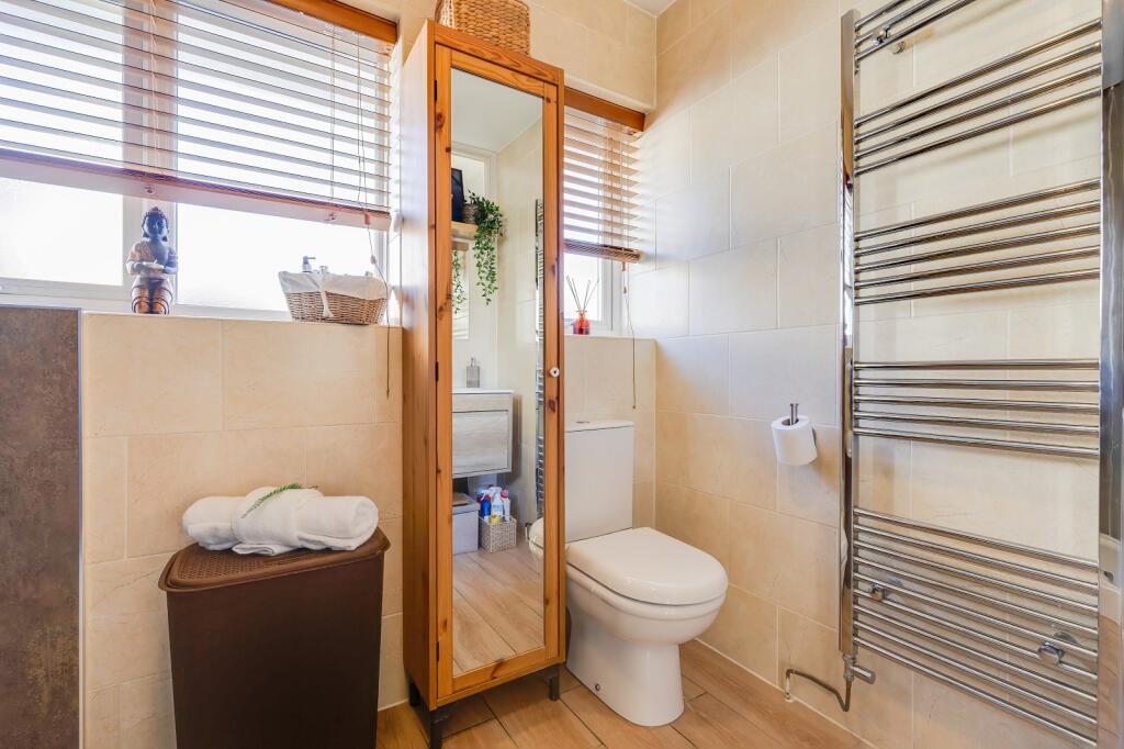 Additional property image - Conway Close, Dinas Powys, The Vale Of Glamorgan CF64 4PF