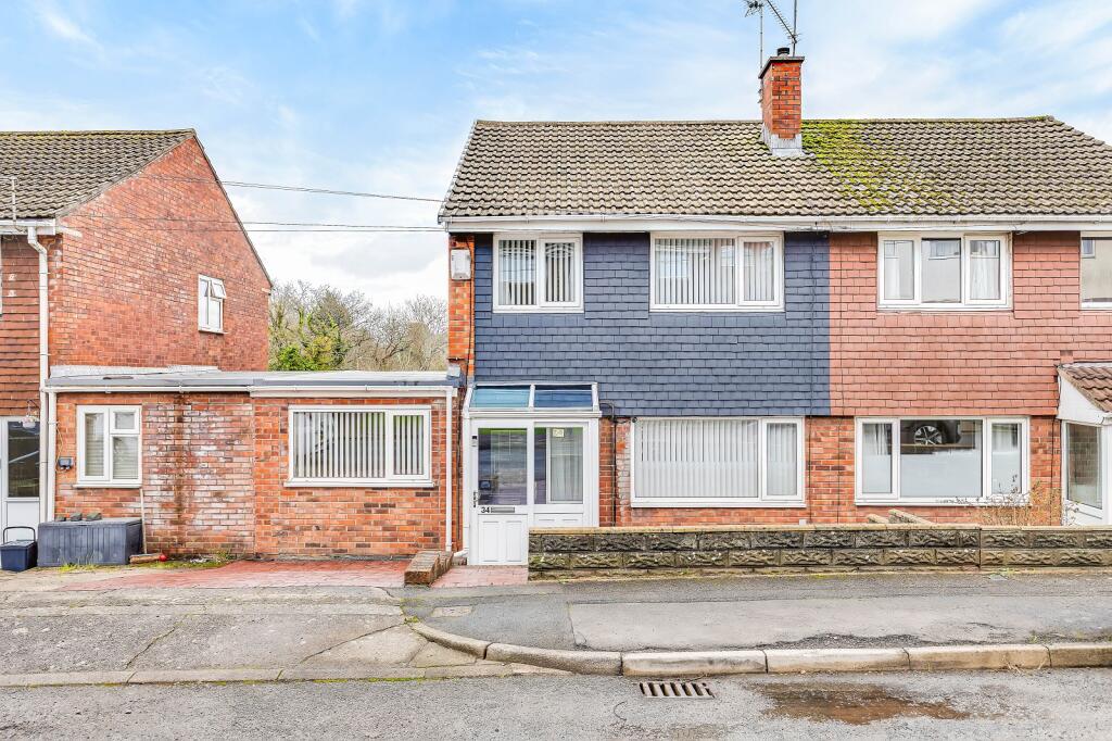 Main image of property: 34 Catkin Drive, Penarth, The Vale Of Glamorgan. CF64 2RD