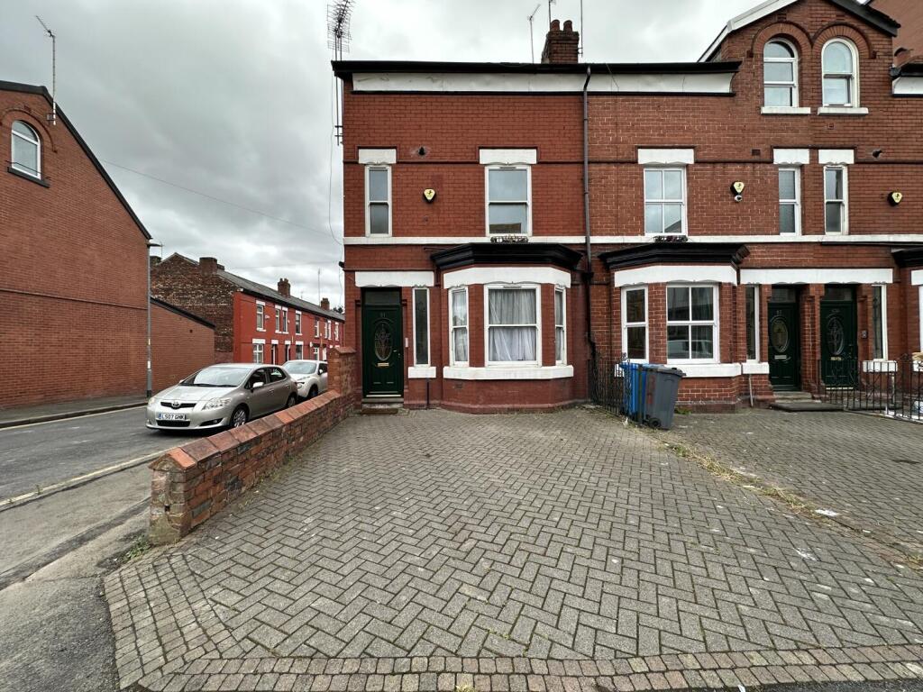 Main image of property: Hathersage Road, Chorlton-on-Medlock, £172pppw