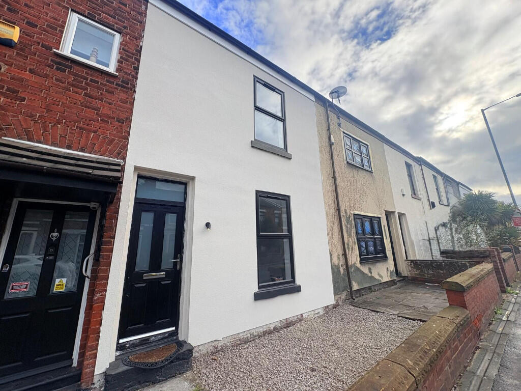 Main image of property: Wargrave Road, Newton-Le-Willows, Merseyside, WA12