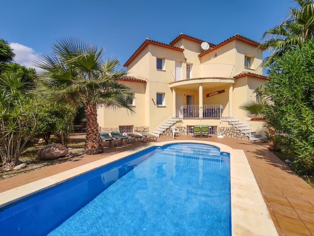 Main image of property: Valencia, Alicante, Pego