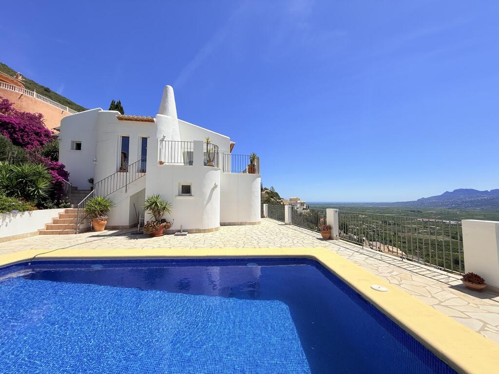 Main image of property: Valencia, Alicante, Pego