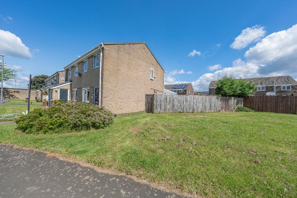 2 bedroom semidetached house for sale in Abbotside Close, Ouston, DH2
